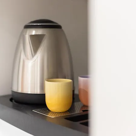 Stanza Con Patio Privato Nel Centro Storico Di * Alghero