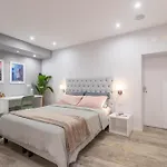 Stanza Con Patio Privato Nel Centro Storico Di 民宿 阿尔盖罗