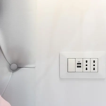 Stanza Con Patio Privato Nel Centro Storico Di Quarto em Acomodações Particulares Alghero